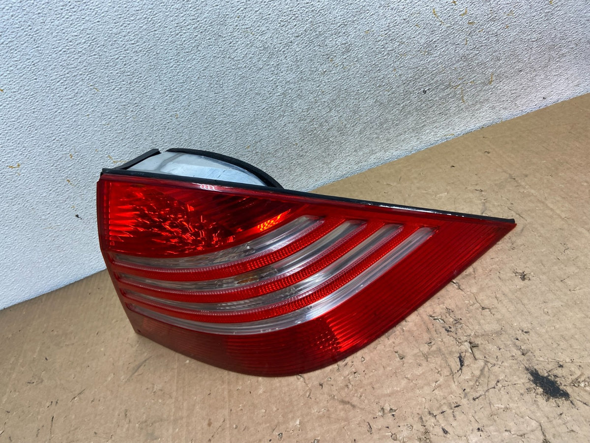2003 to 2006 Mercedes-Benz S-Class Tail Light Right Passenger Side AI9210 LK1