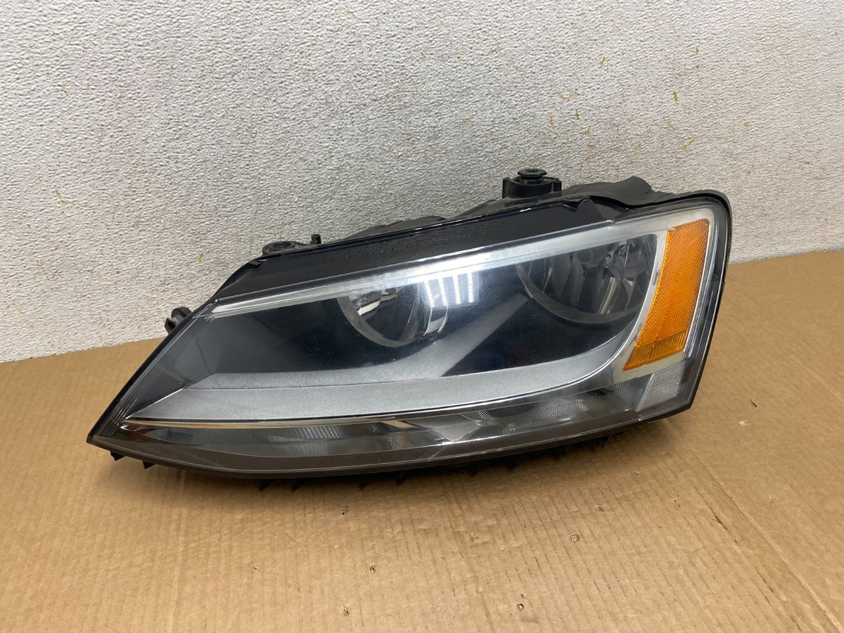 2011 to 2014 Volkswagen Jetta Left Driver LH Headlight Halogen AI5741 DW0