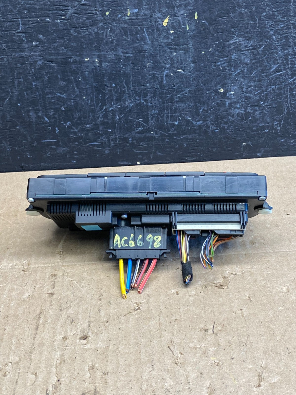2009-2011 Volkswagen Tiguan Front Center Console Climate Control ac6698 DG3