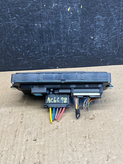 2009-2011 Volkswagen Tiguan Front Center Console Climate Control ac6698 DG3