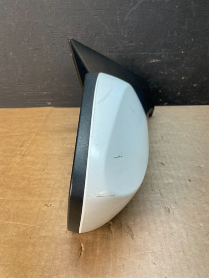 2017 to 2020 Hyundai Elantra Right Passenger View Door Mirror AE8467 DW8