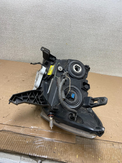 2013 to 2016 Nissan Pathfinder Right Passenger RH Side Headlight DEPO AA9417 DW6