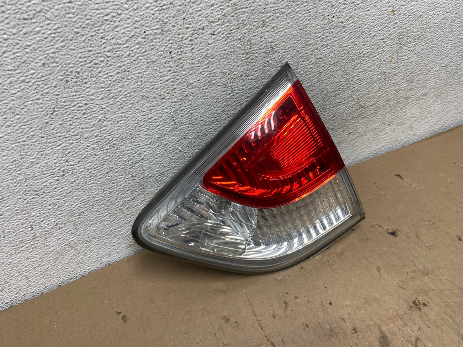 2013 to 2016 Nissan Pathfinder Right Passenger Inner Tail light AF3267 LK2