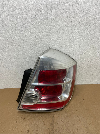 2007 to 2012 Nissan Sentra Right Passenger Rh Side Tail Light AC6028 LK0