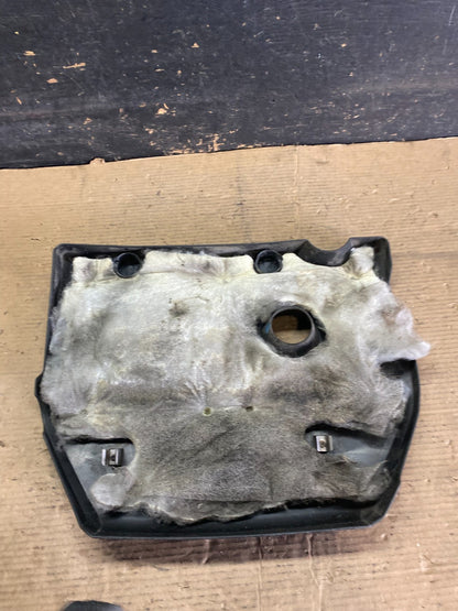 2004 to 2009 Mazda 3 DOHC 16 VALVE Engine Shield Top Cover Oem R5096 DG5