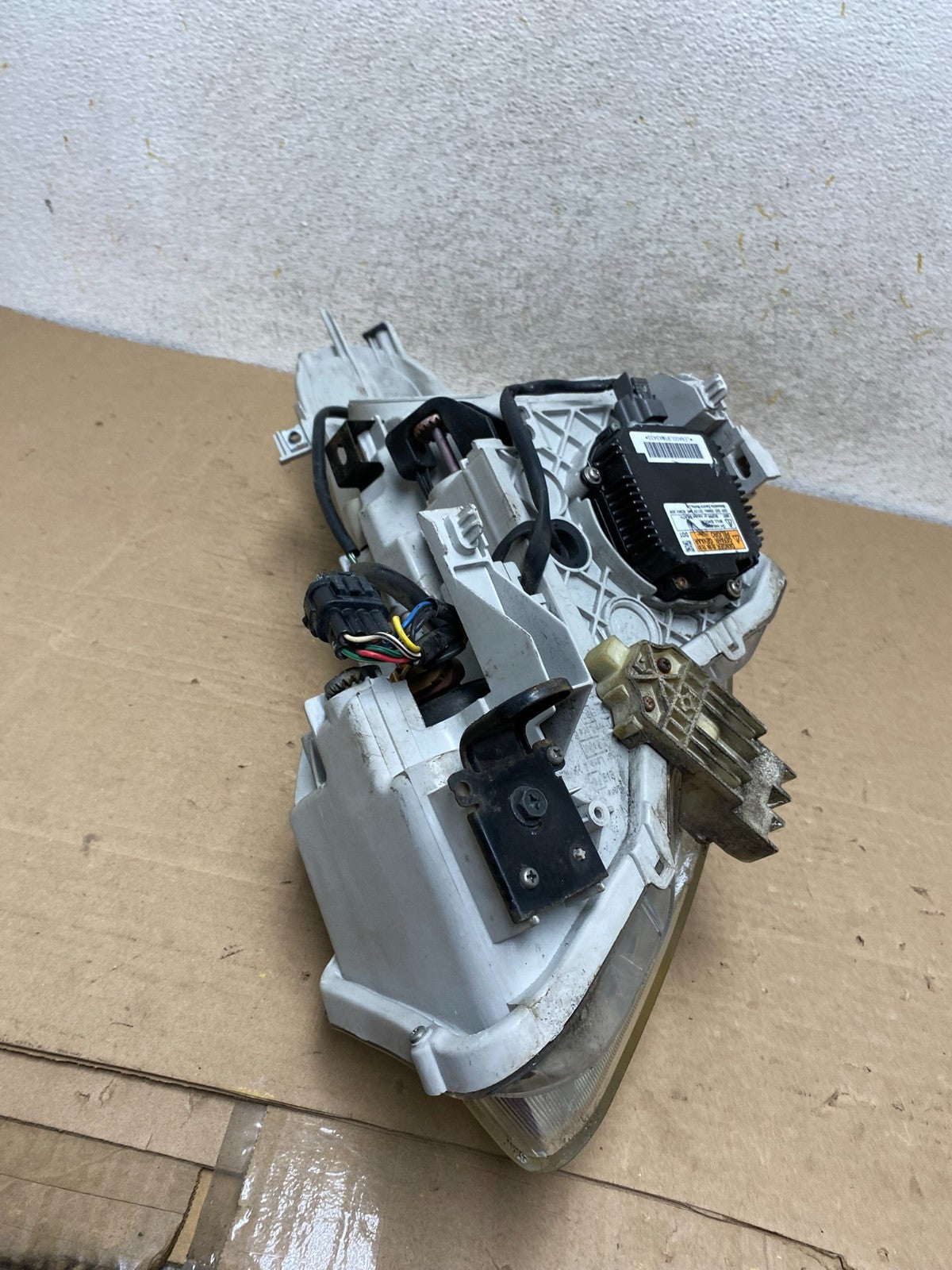 2007-2009 Infiniti G35 G37 Right Passenger Hid Xenon Headlight Sedan AH9528 DW10