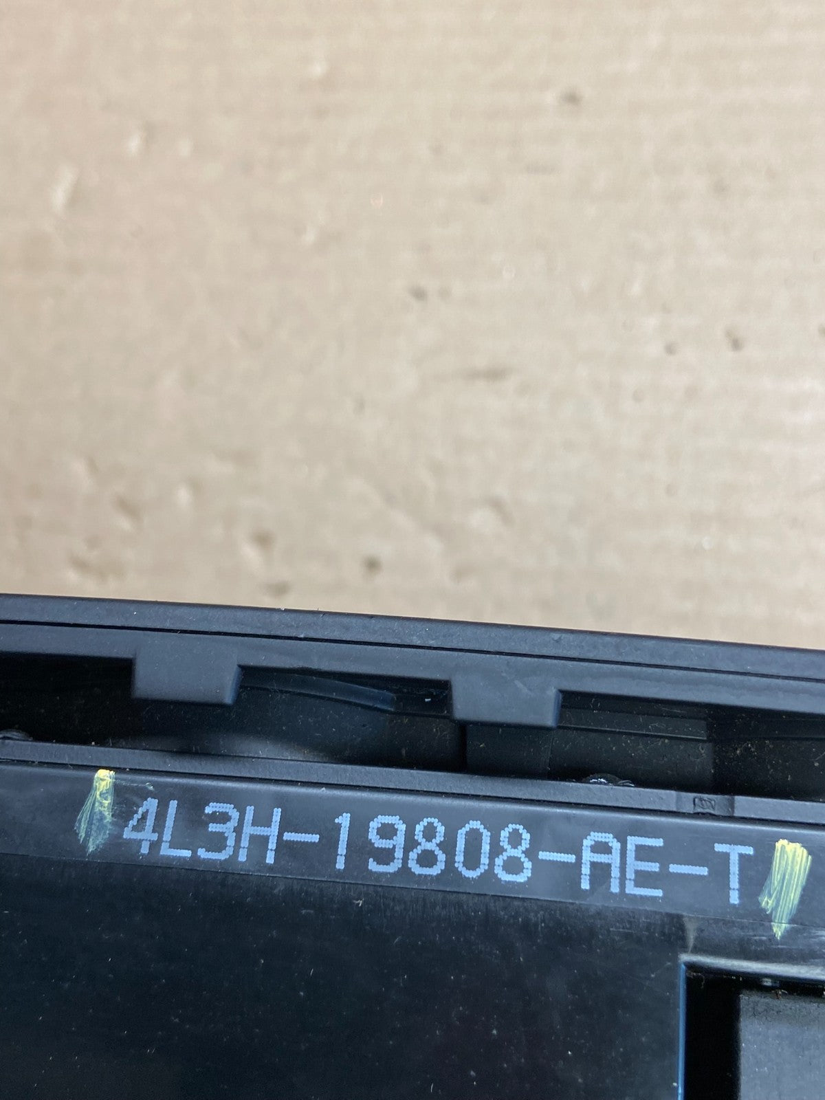 2004 to 2008 Ford F150 Radio Climate Dash Bezel Surround Black AG5151 DG6