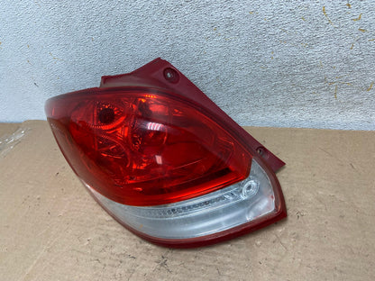 2012 to 2017 Hyundai Veloster Left Driver LH Tail light AI0989 LK1