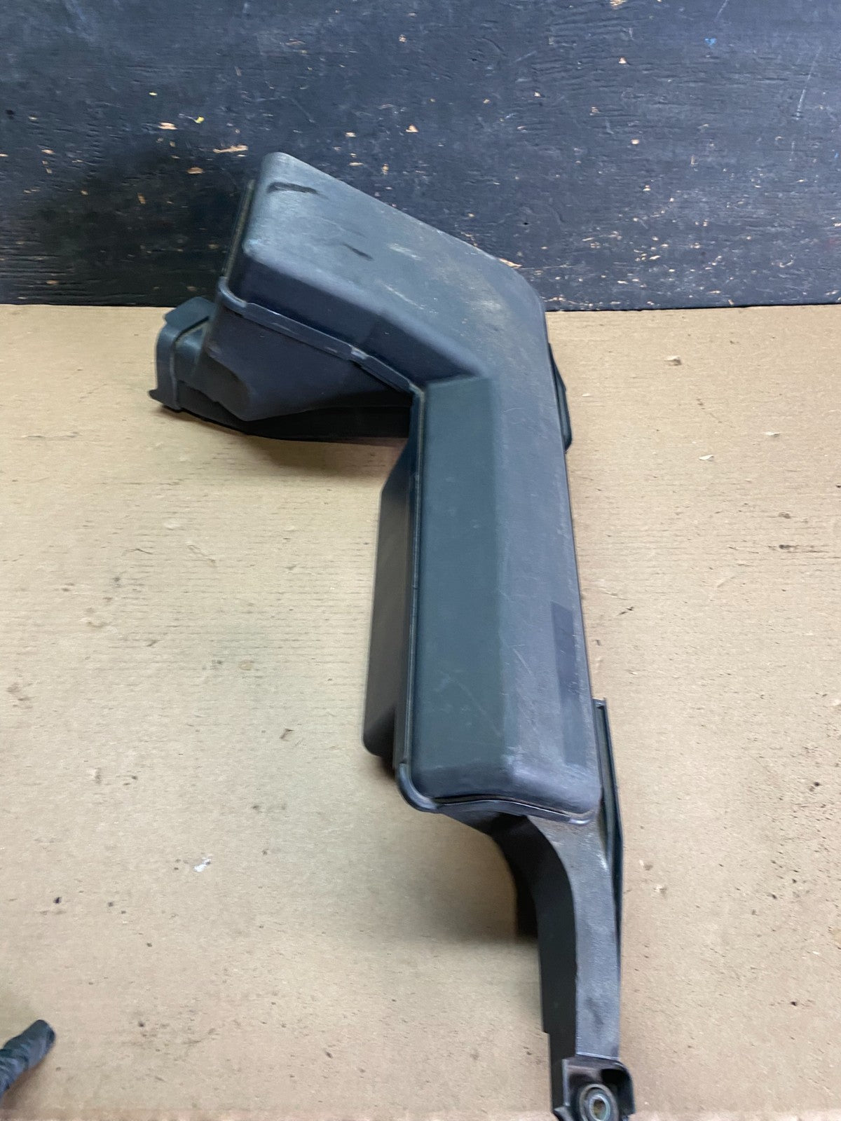2013-2016 Nissan Pathfinder Upper Air Intake Duct OEM s1318 DG2
