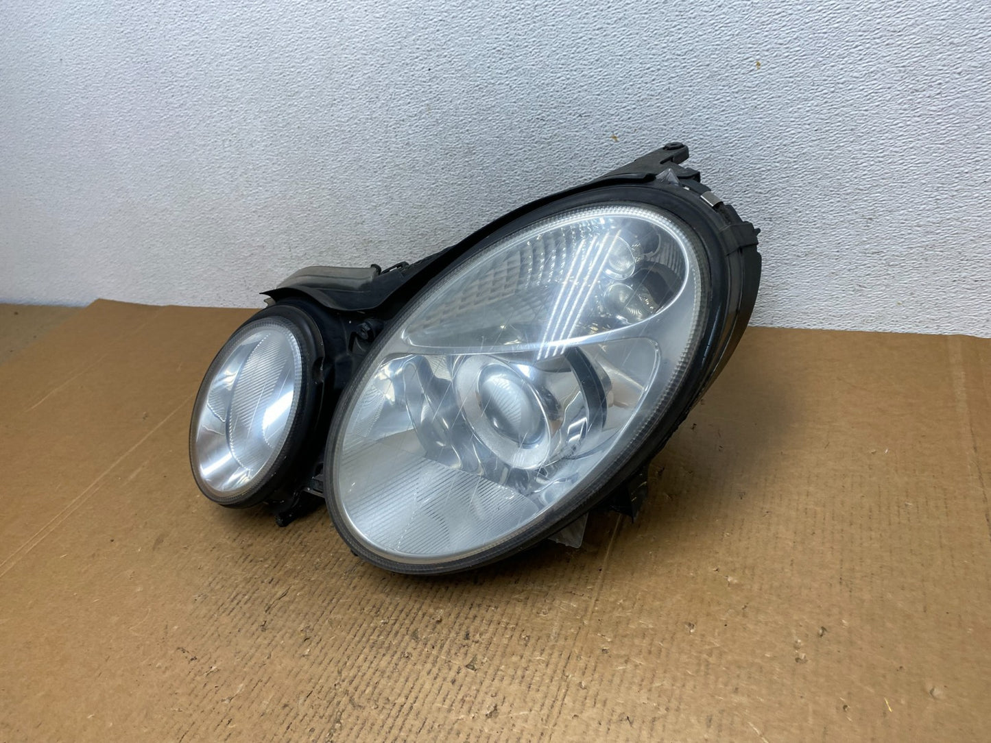 2003-2006 Mercedes E E320 E350 Left Driver Lh Side Halogen Headlight AE1238 DW1