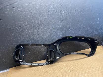 2014 - 2017 Fiat 500L Dash Instrument Cluster Speedometer Radio Bezel ag8411 DG4