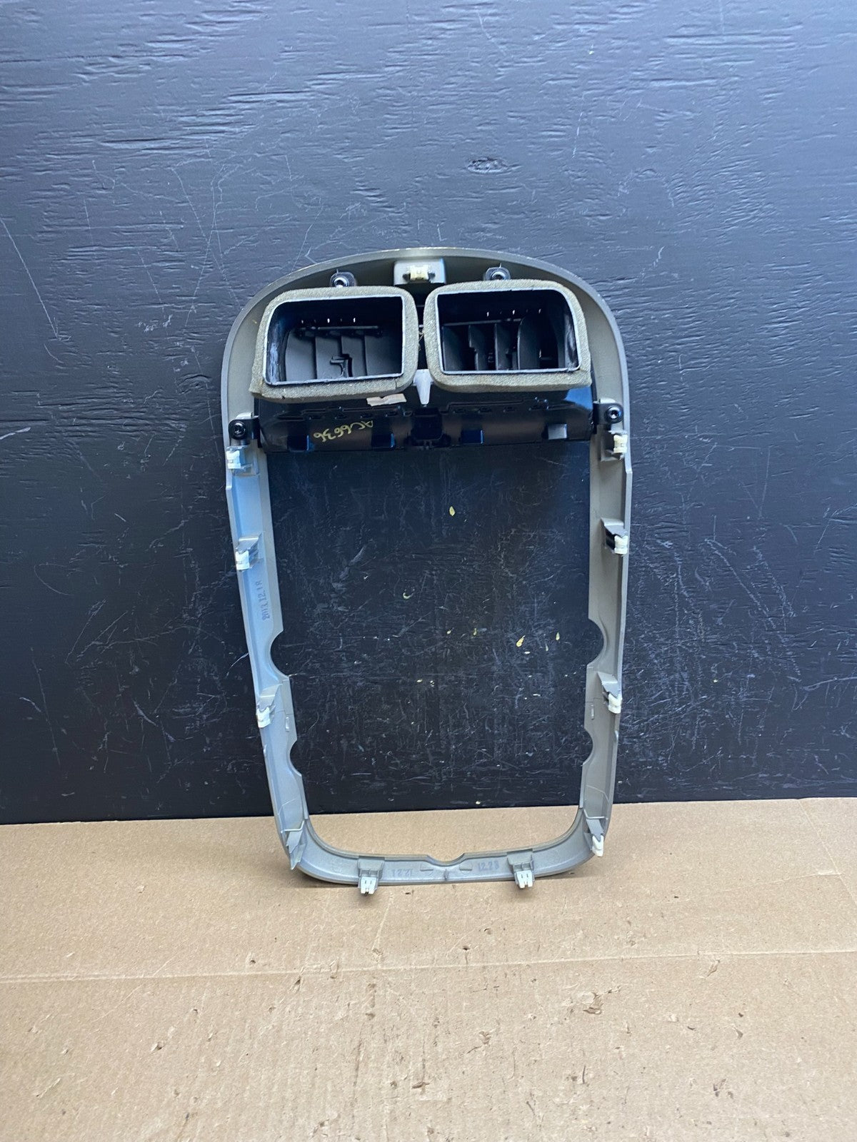 2013-2016 Chevrolet Malibu Center Radio Switch Air Vent Trim Bezel AC6636 DG3