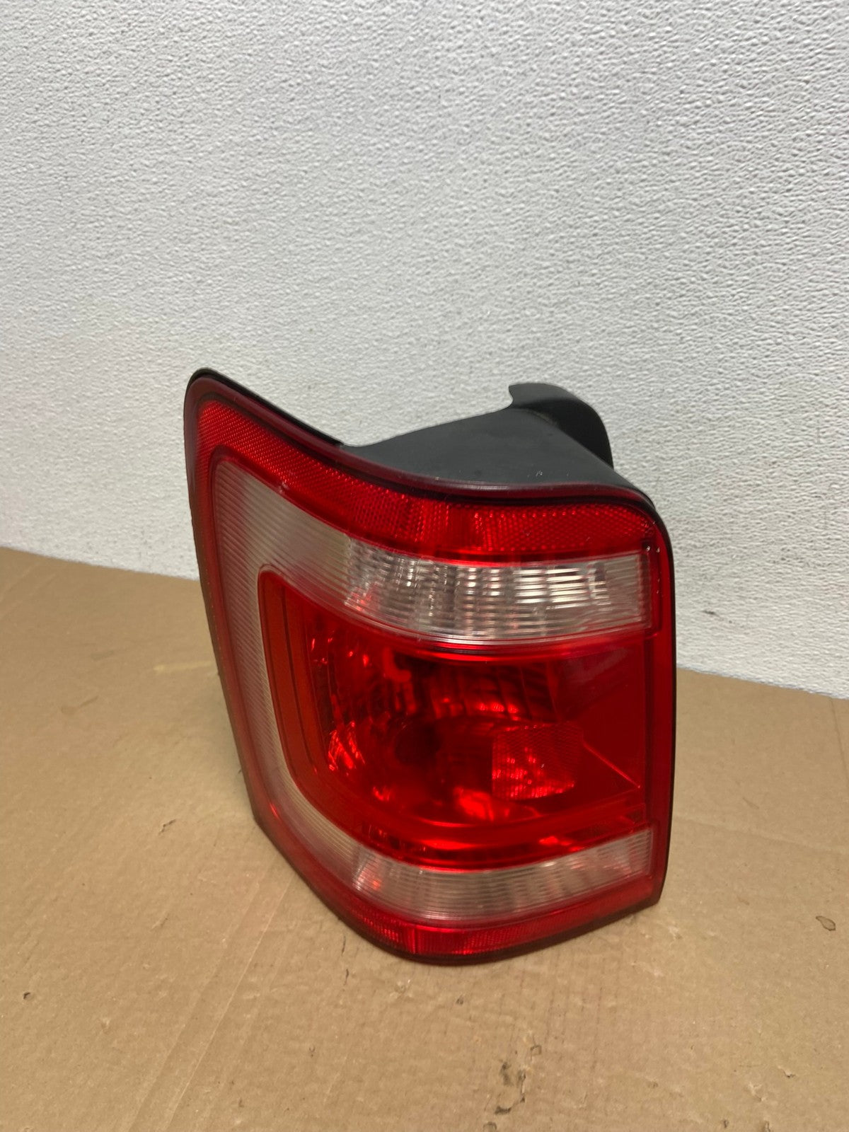 2008 to 2012 Ford Escape Left Driver LH Side Tail Light AC3781 LK0