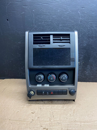 2008 to 2012 Jeep Liberty Dash Climate Temperature Control Radio Bezel AF2229 DW0