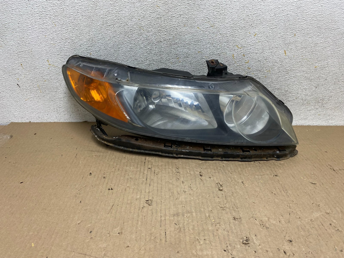 2006 2007 2008 Honda Civic Sedan Right Passenger Headlight Halogen AH5928 DW0