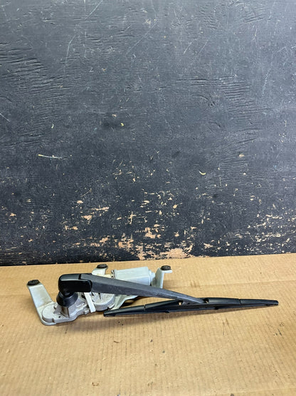 2005 to 2009 Subaru Legacy Outback Rear Windshield Wiper Motor AB28455
