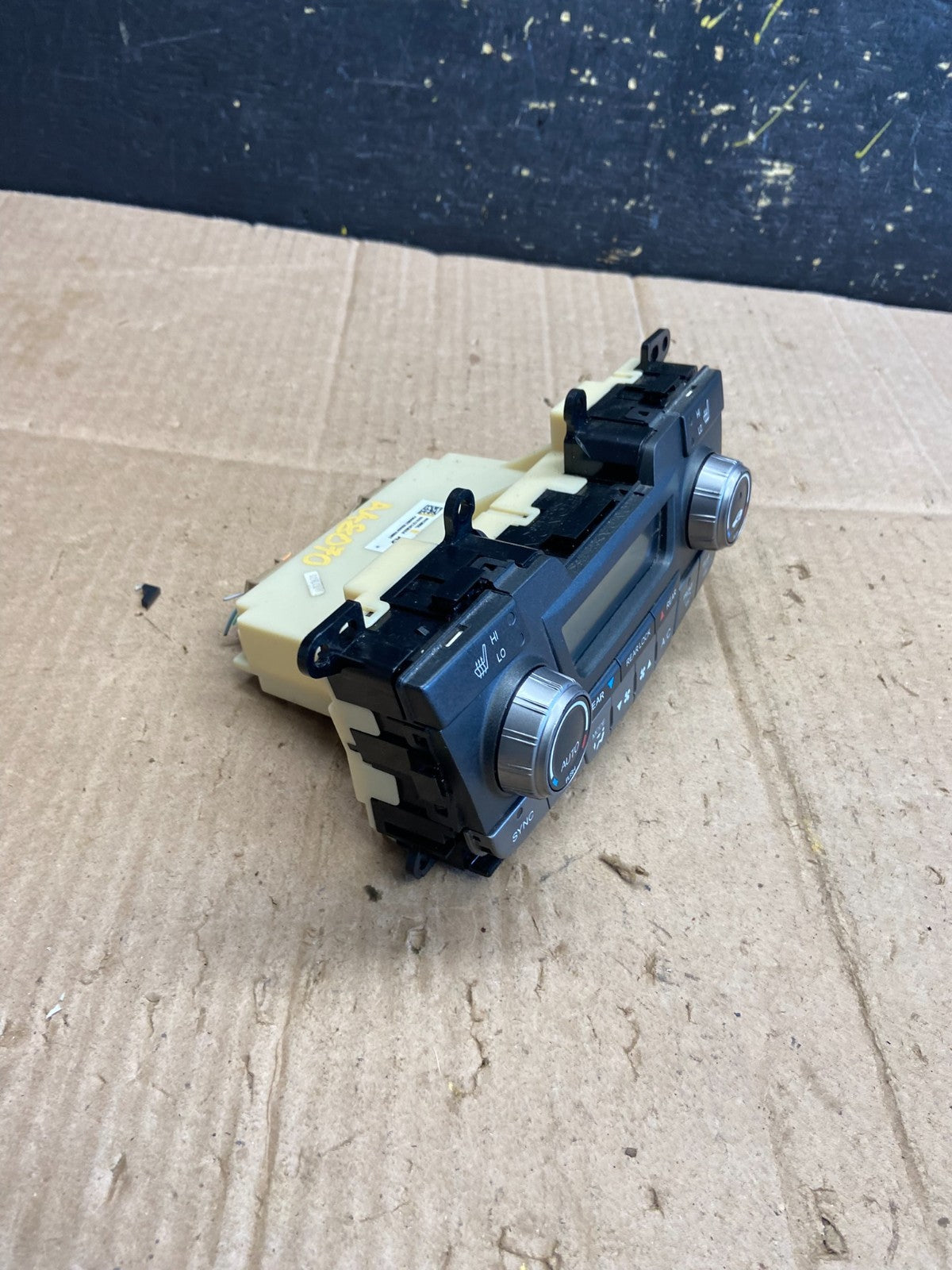 2011-2017 Honda Odyssey Dash Climate Control A/C Heater aa8070 DG1