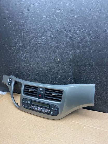 2005 to 2010 Honda Odyssey Radio Climate Control Dash Trim Bezel AG5123 DG1