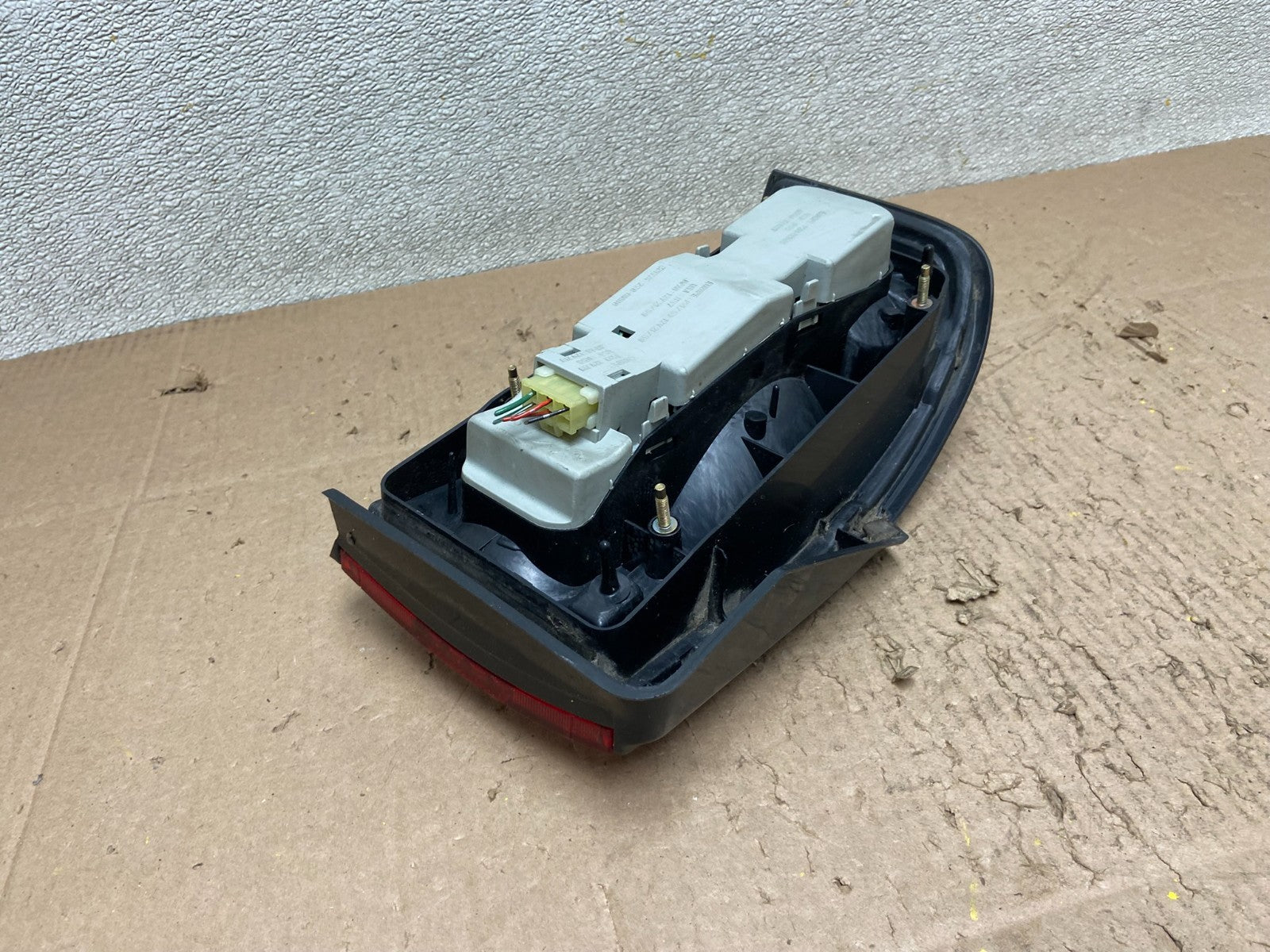 1992 to 1995 Mazda Protege Right Passenger Side Tail Light OEM Y3252 DW4