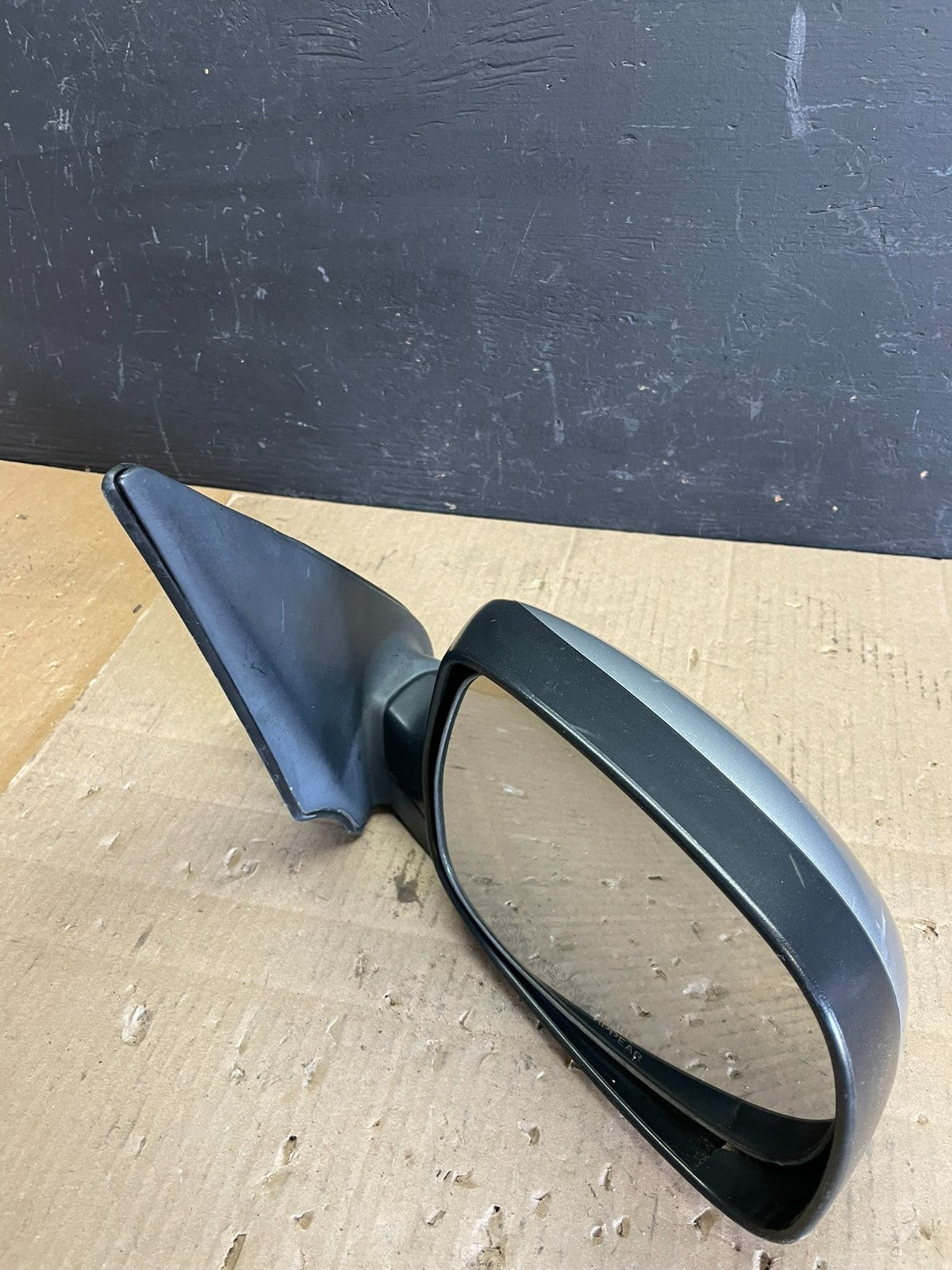 2001 to 2006 Toyota Sequoia Right Passenger View Door Mirror OEM AB7727 MS11