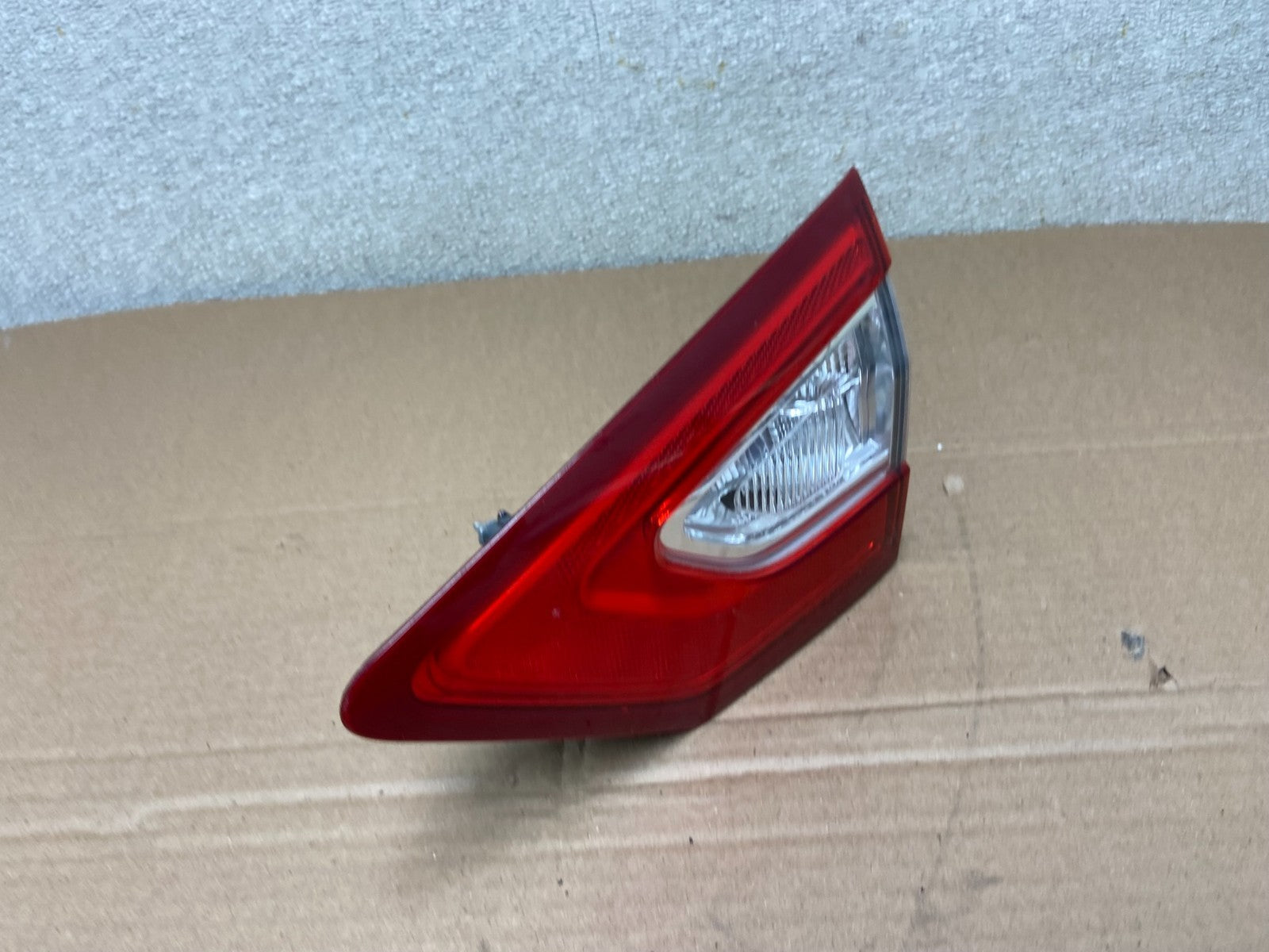 2013 to 2016 Ford Fusion Right Passenger RH Side Tail Light Inner AB1243 LK2