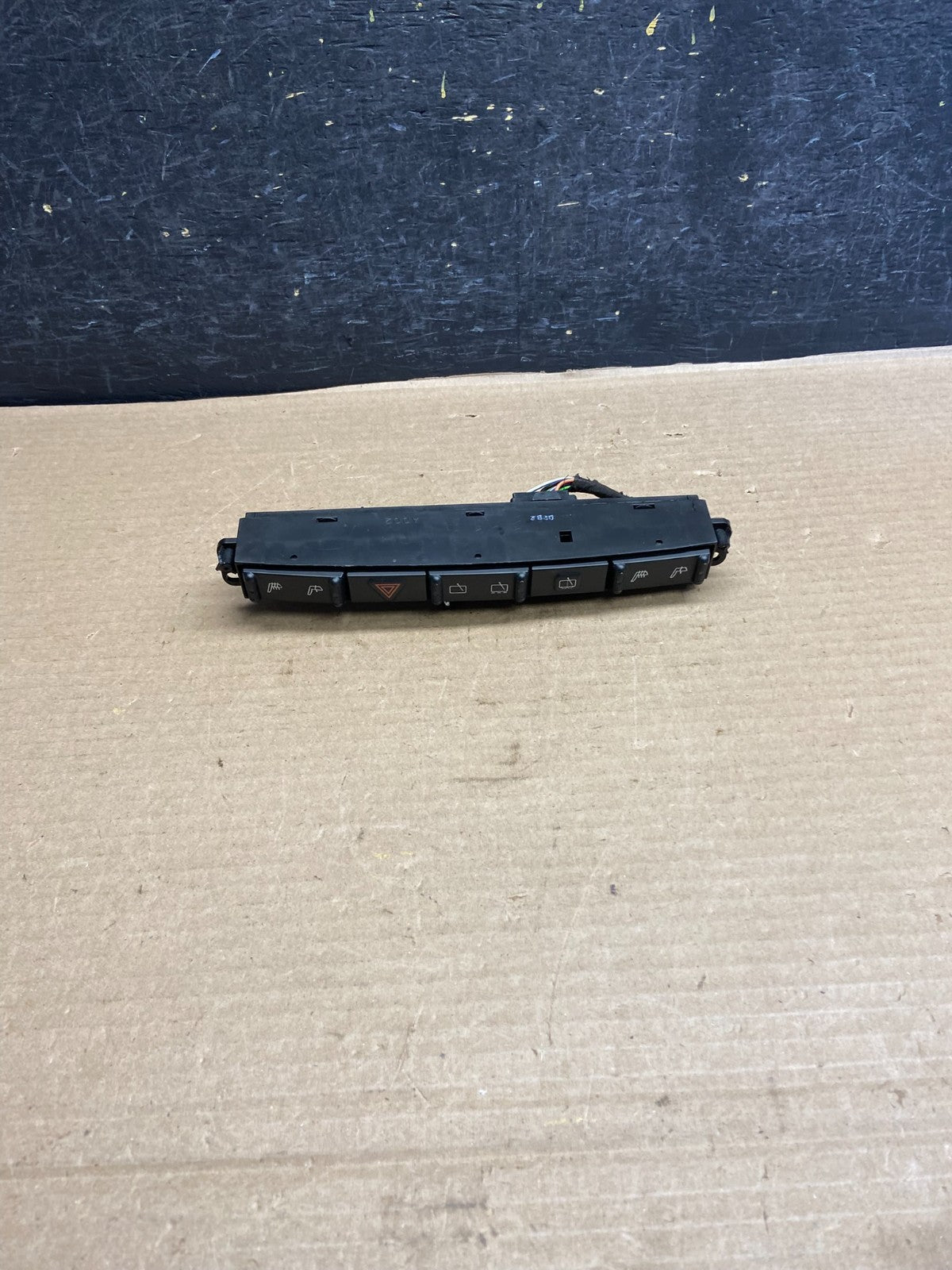 2001 - 2007 Dodge Caravan T&C Hazard Seat Heat Control Switch AH1469 DG0