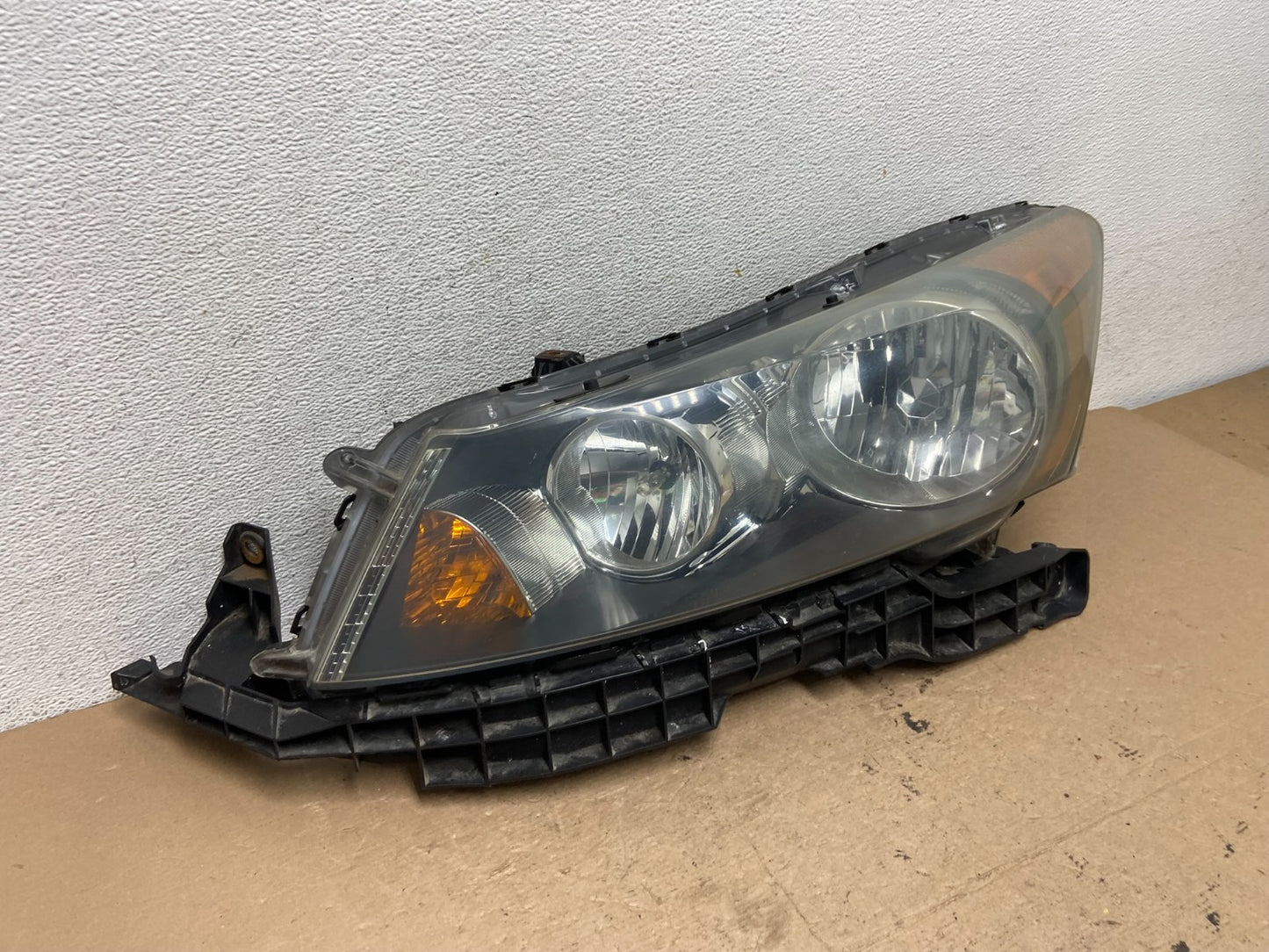 2008 to 2012 Honda Accord Sedan Headlight Left Driver Lh Side AF5008 DW2