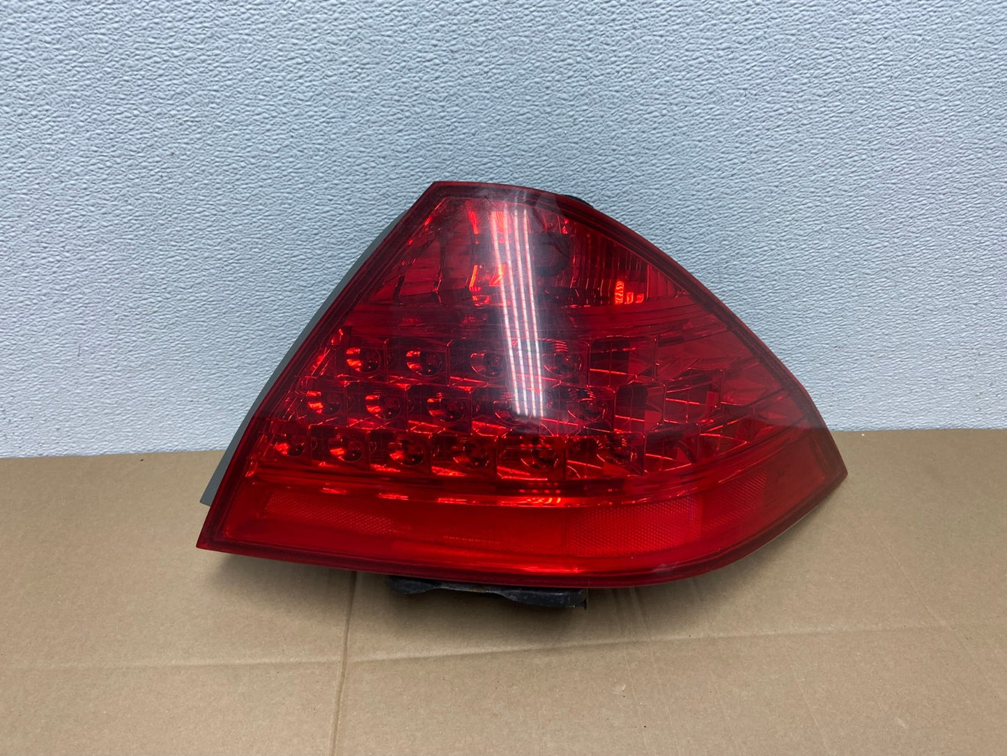 2006 - 2007 Honda Accord Right Passenger Side Tail light Oem AB8008 LK0