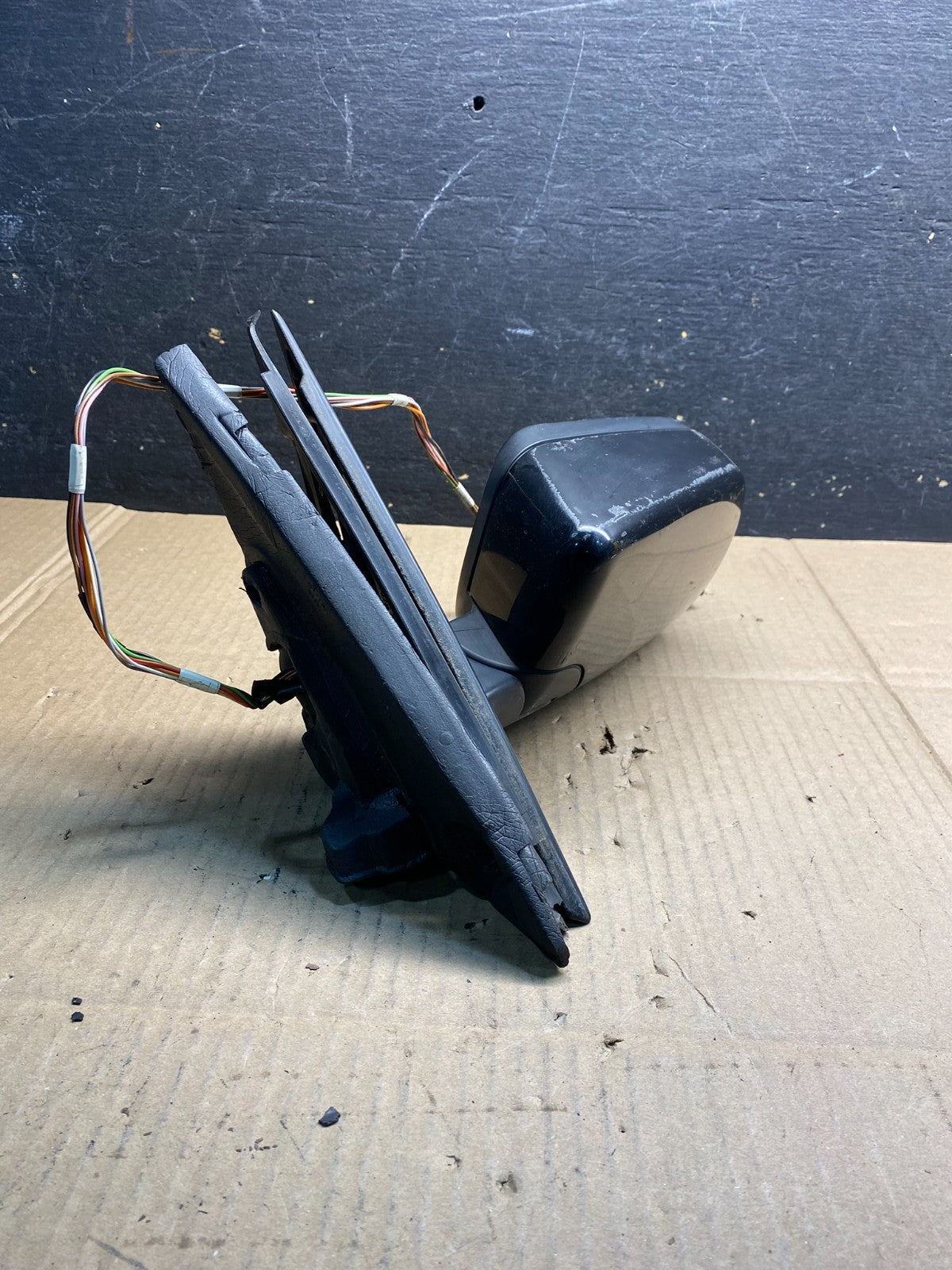 2001 to 2003 BMW 325i Left Driver LH Side View Door Mirror OEM AB0545 MS1