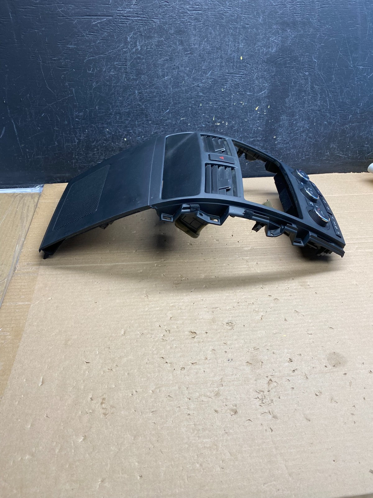 2007 - 2009 Mazda CX-9 Radio Dash Trim Bezel W/Vent AC Climate Control AG6274 DG1