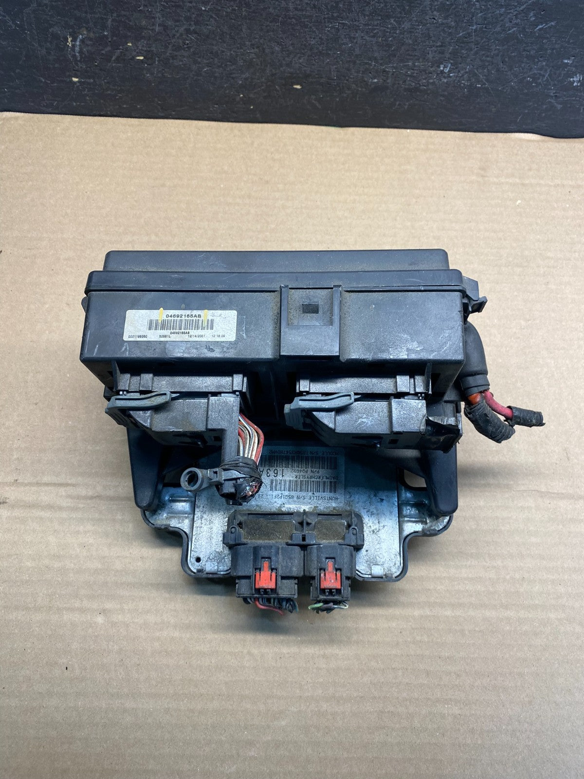 2008 Jeep Grand Cherokee Fuse Box Relay Panel 04692165ab AE0038 DG0