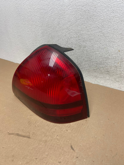 2003 to 2011 Mercury Grand Marquis Right Passenger Side Tail Light AG3379 LK1