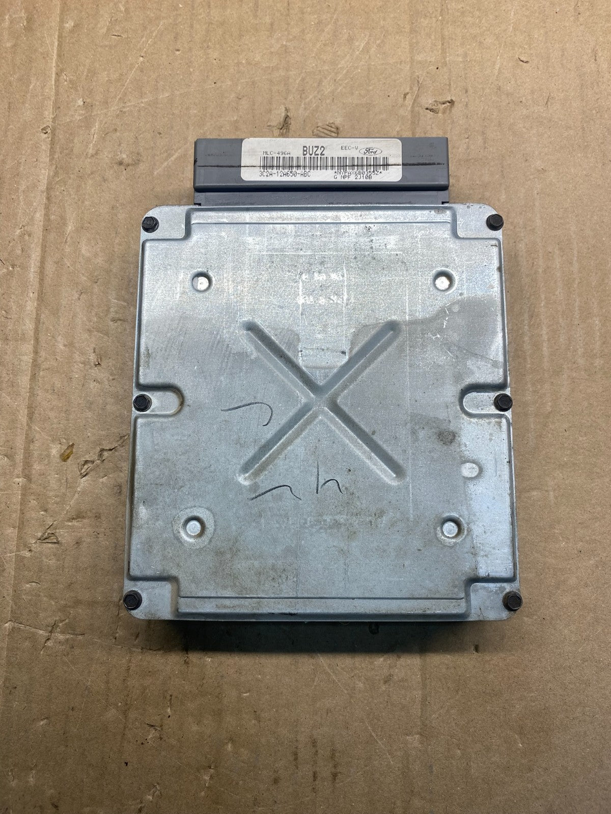 2003 Ford E250 5.4L Van Engine Control ECU Computer Module AG1739 DG1