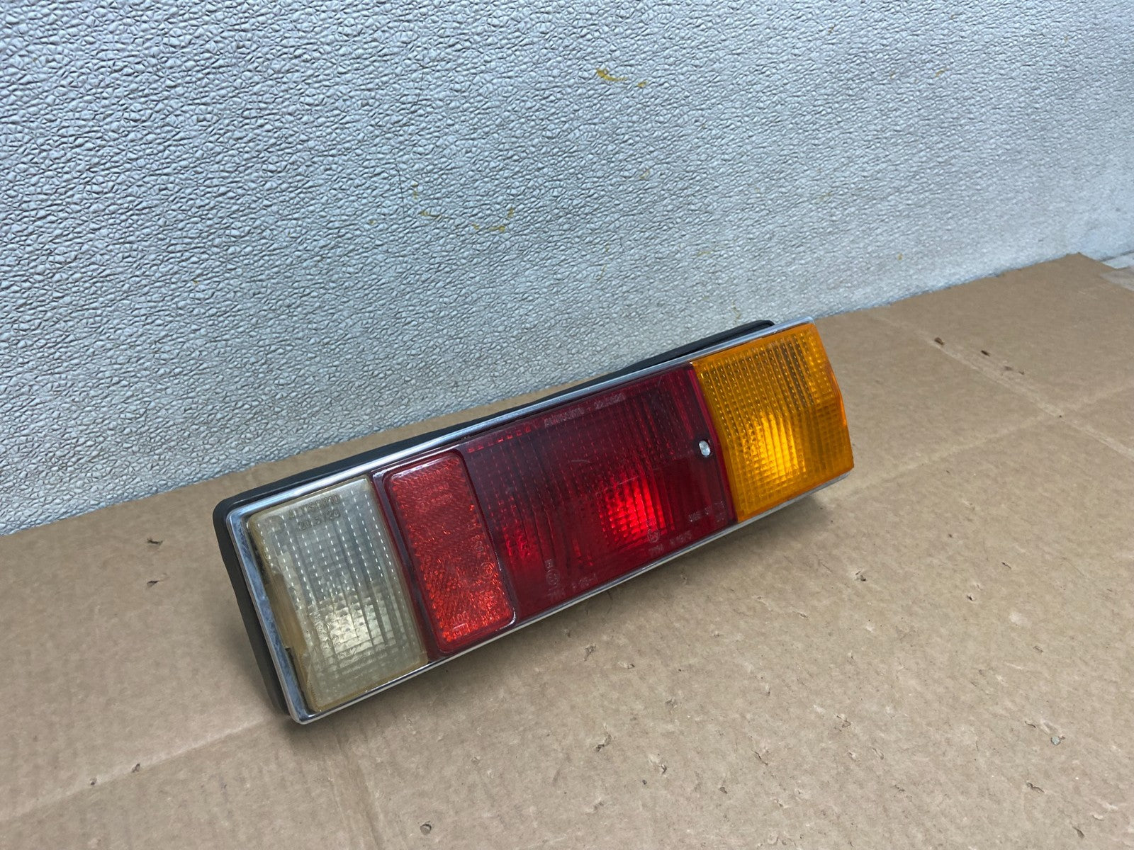 1973 to 1978 Fiat 124 Spider Right Passenger RH Side Tail Light Y8539 PS2