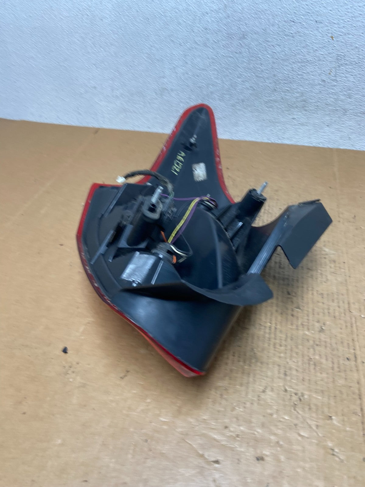 2015 to 2018 Ford Focus Tail Light Hatchback Right Passenger Side AE1321 DW4
