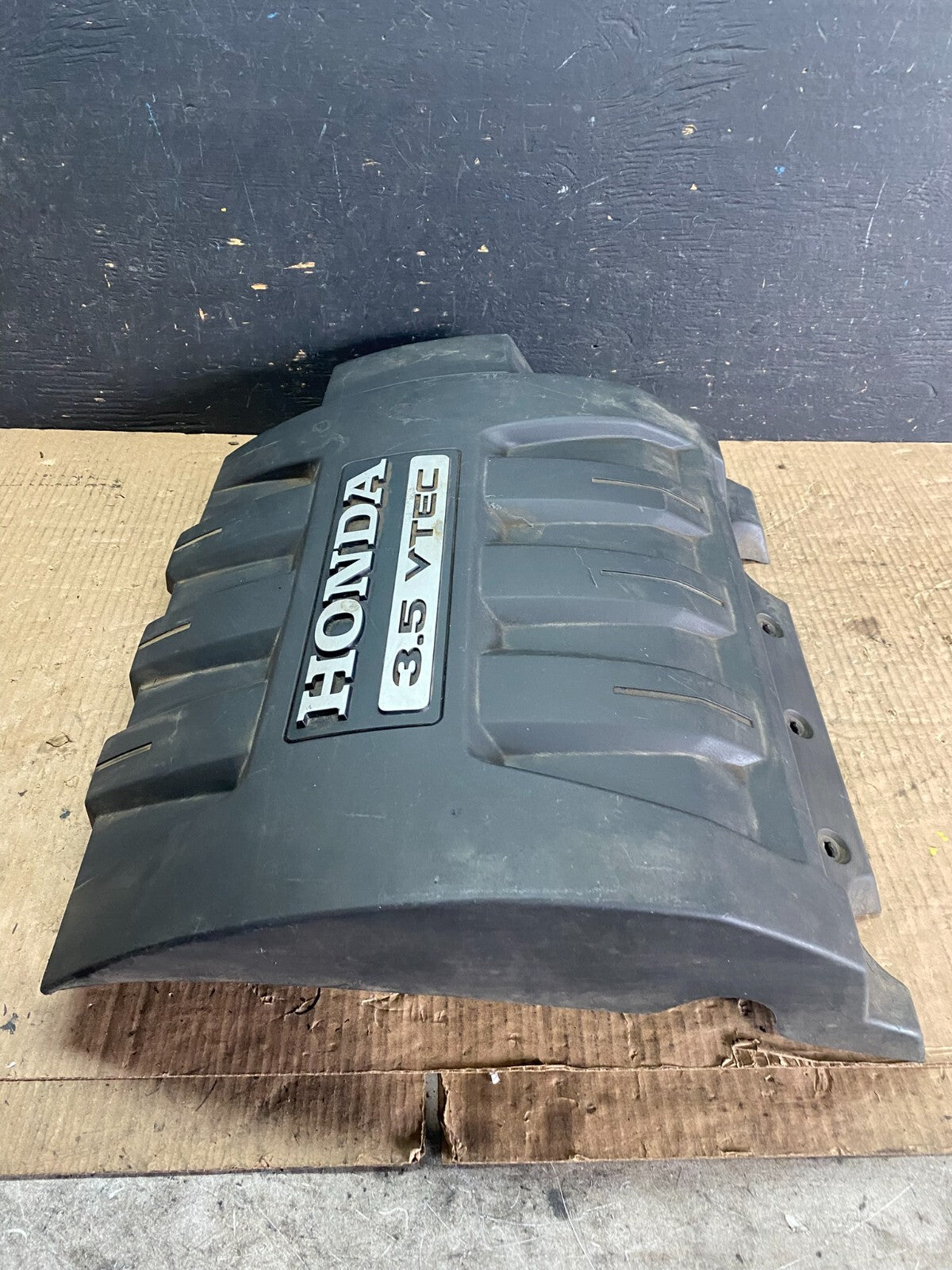 2006 to 2008 Honda Pilot Black Engine Cover 3.5L N1062 DG3