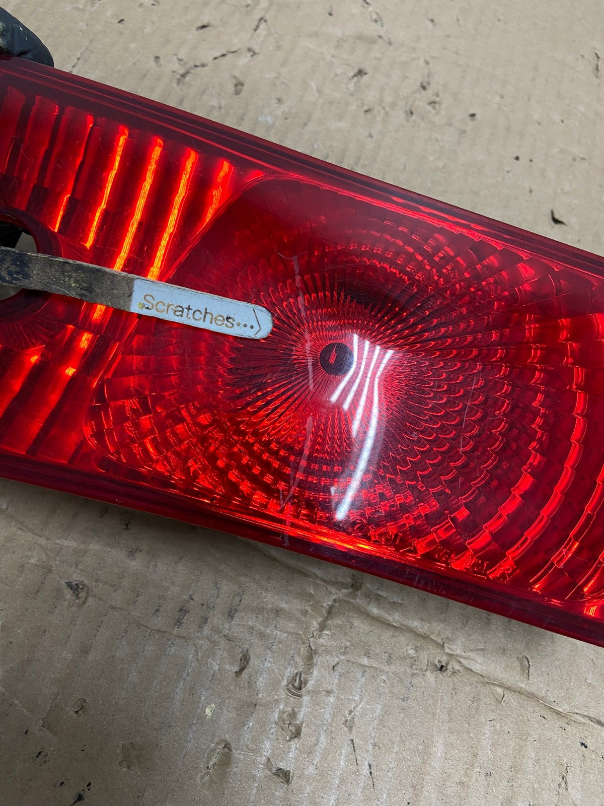 2000-2001 Toyota Camry Tail Light Right Passenger Rh Side Inner AI1258 LK3