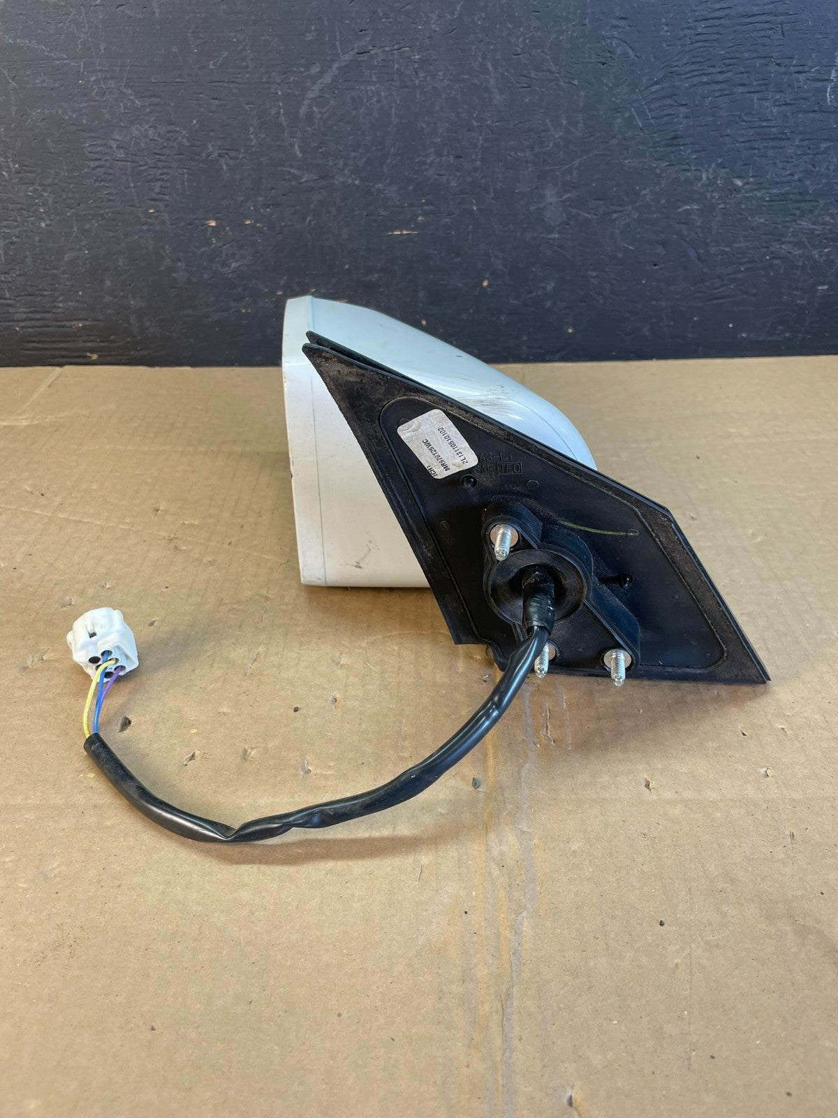 2004 to 2012 Mitsubishi Galant Left Driver LH View Door Mirror AC97742