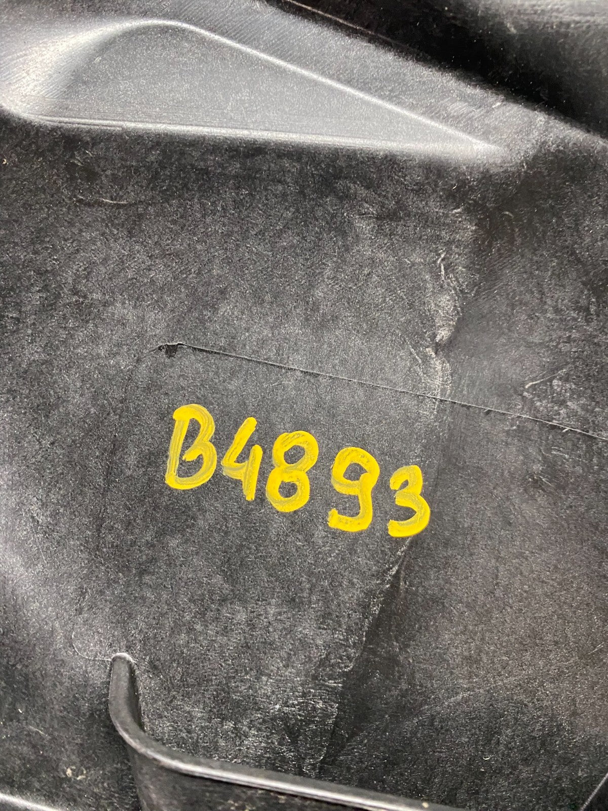 2014 to 2020 Mercedes-Benz W222 Front Left Side Window Regulator Panel L82395