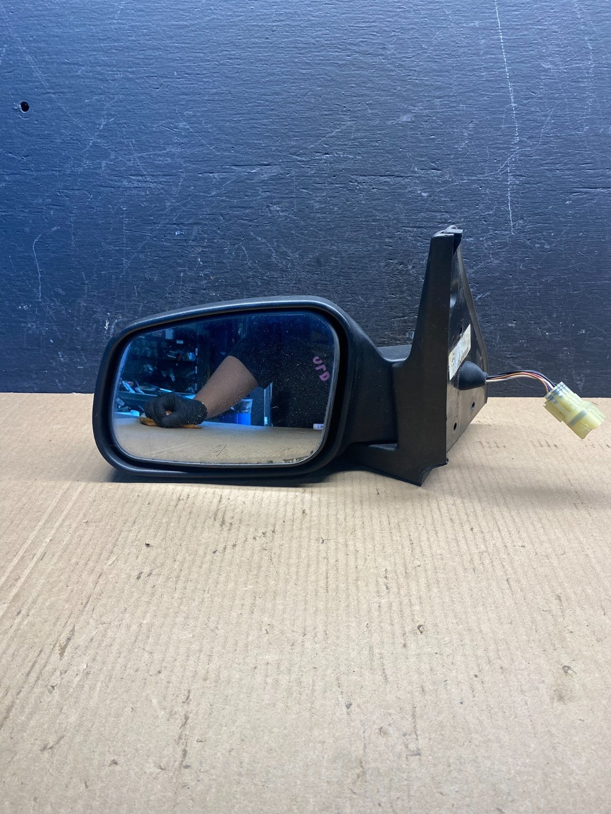 1998 to 2004 Land Rover Discovery Left Driver Door Mirror AE6343 DW8
