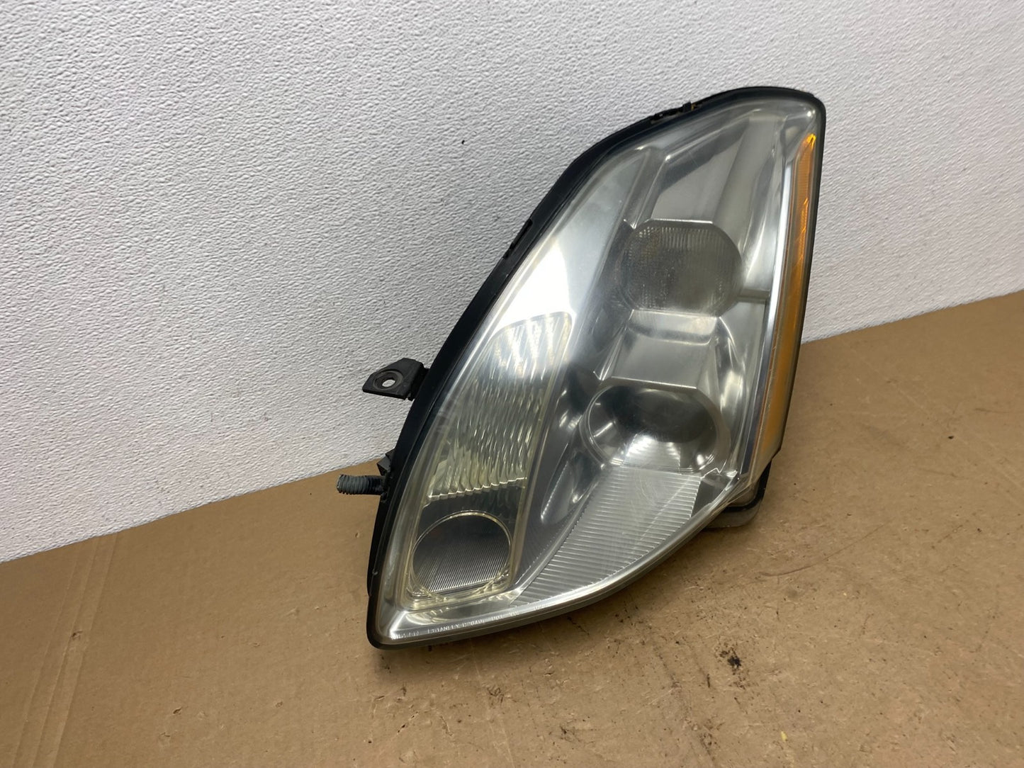 2004 to 2006 Nissan Maxima Left Driver Side Headlight Hid Xenon AC5853 DW2