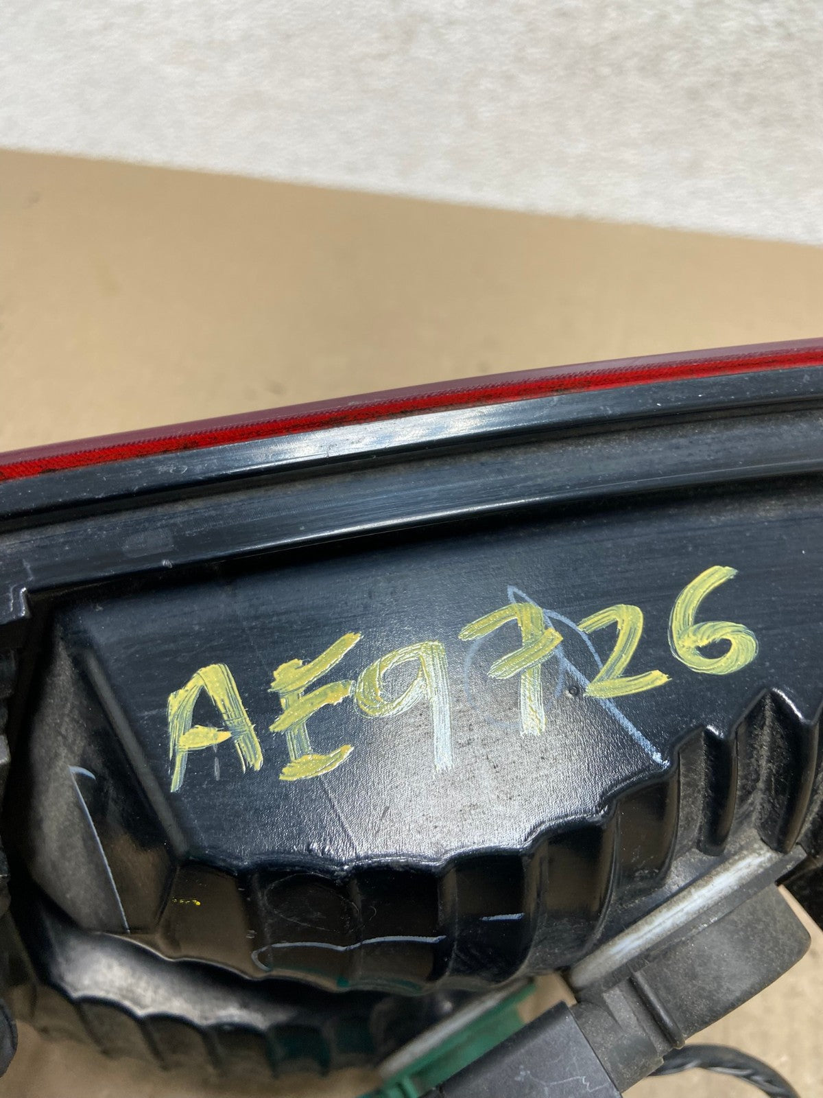 2009 2010 2011 Dodge Journey Left Driver Inner Trunk Lid Tail Light AE9726 LK6