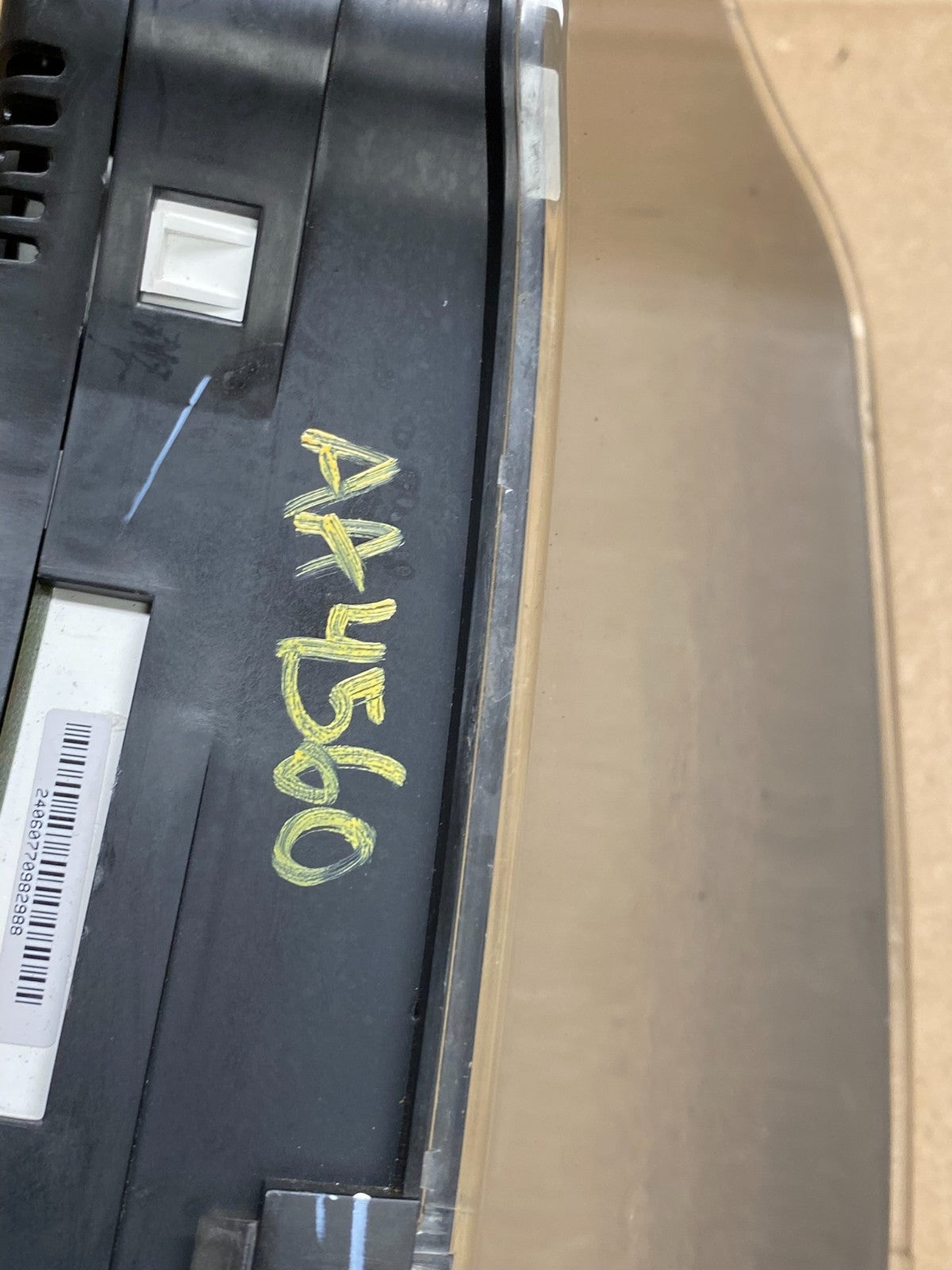2010 2011 Ford  Expedition Speedometer Cluster Gauge Oem aa4560 DG7