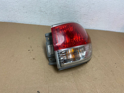 2013 to 2016 Nissan Pathfinder Passenger Right Side Tail Light AC5689 LK2