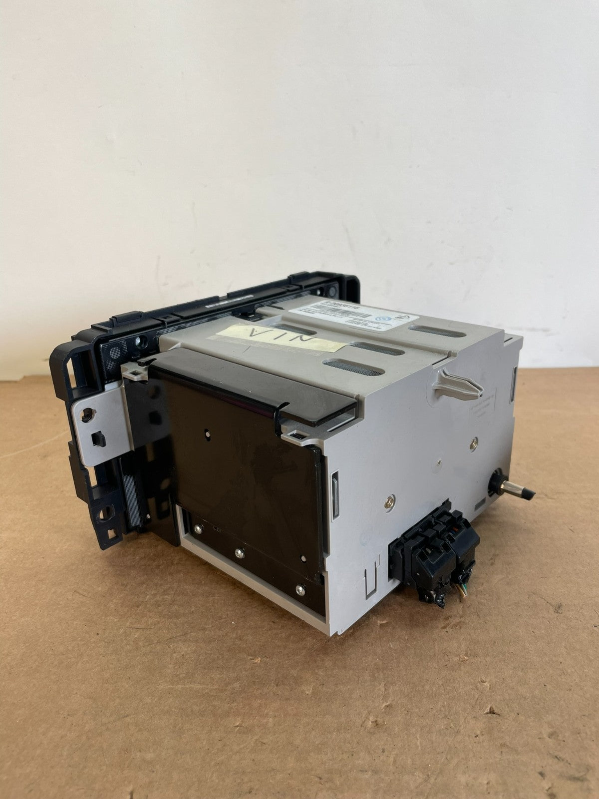 2010 to 2011 Buick Enclave Radio Stereo CD Player Screen Display ag0809 DG3