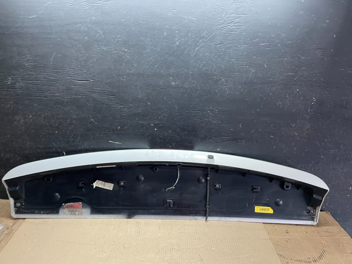 2011 to 2016 Chrysler Town & Country Rear Back Wing Spoiler U7482 DG5