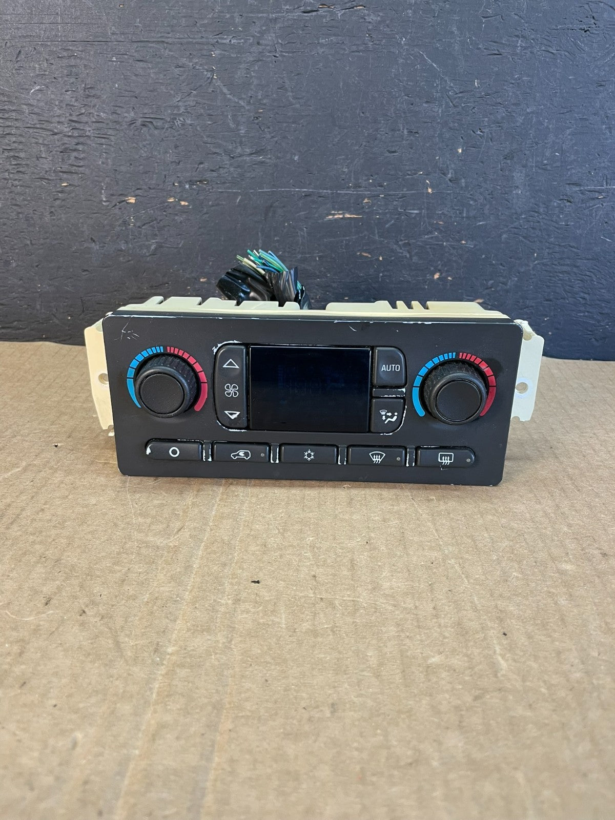 2003 to 2006 Chevrolet Silverado HVAC Heater Climate Control Module AF3649 DW0