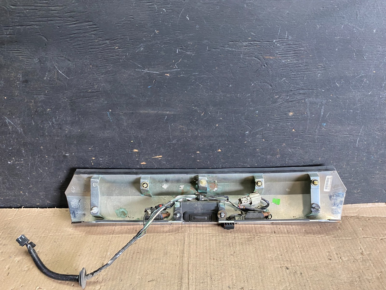 2010-2015 Gmc Terrain LiftGate Handle Trim Back Up Camera Chrome Panel P3862 DG7