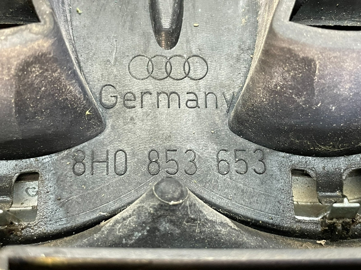 2000 to 2002 Audi A4 Upper Front Grill Grille ah6451 DG4