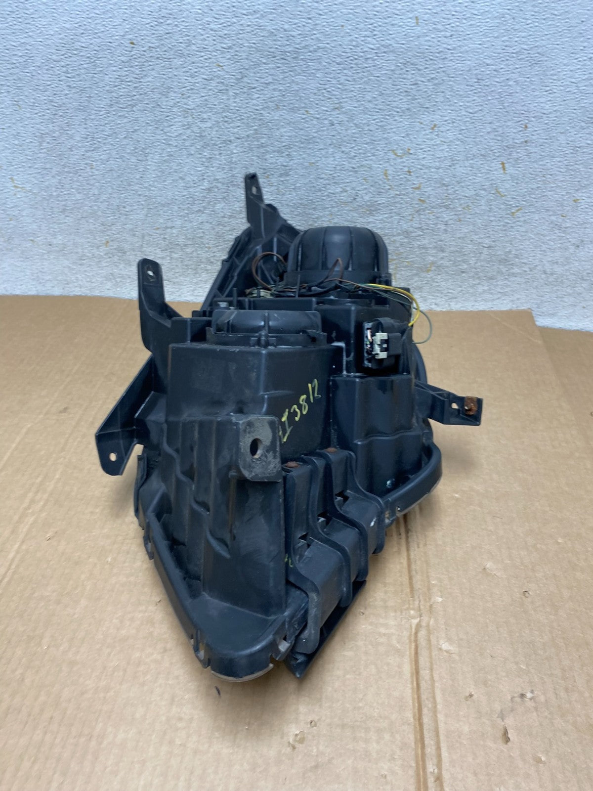 2010 - 2015 Chevrolet Equinox Halogen Headlight Right Passenger Side AI3812 DW8